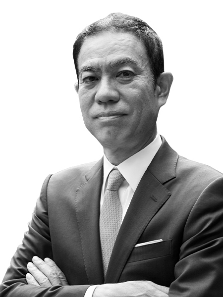 河西 利信,日本 最高経営責任者