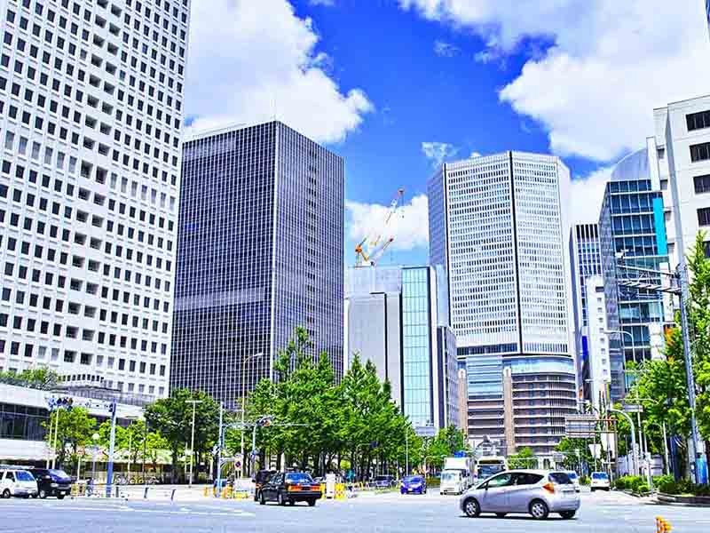 オフィスビルが集積する大阪中心市街地