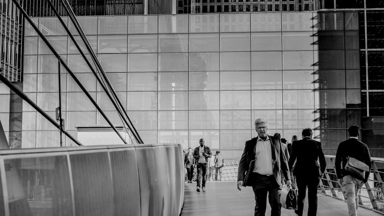 People crossing through Hudson Yards redevelopment site