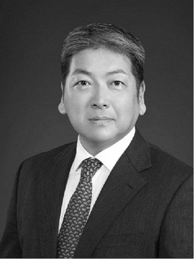 Takeshi Yamaguchi,Research Director, Kansai Office